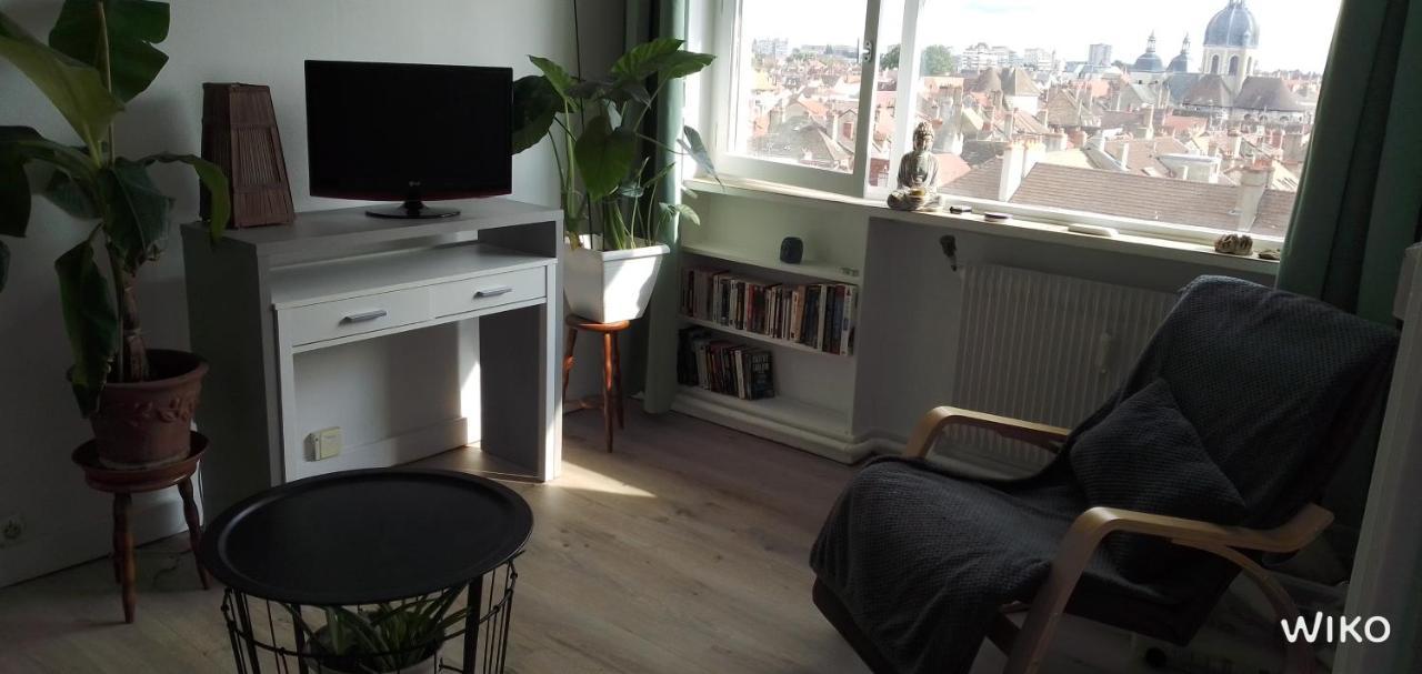 F2 30M2 - Vue Exceptionnelle Sur La Vieille Ville Chalon-sur-Saône Kültér fotó